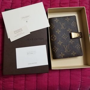 LOUIS VUITTON MONOGRAM PASSPORT COVER